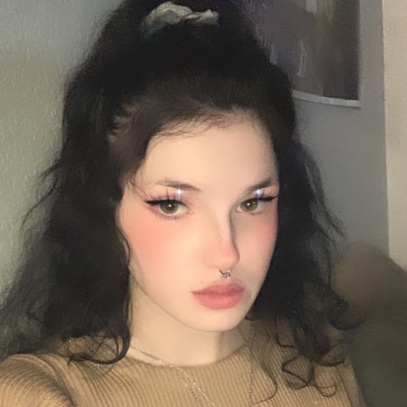 Meet your Posher, Destiny - Picture 1 of 1